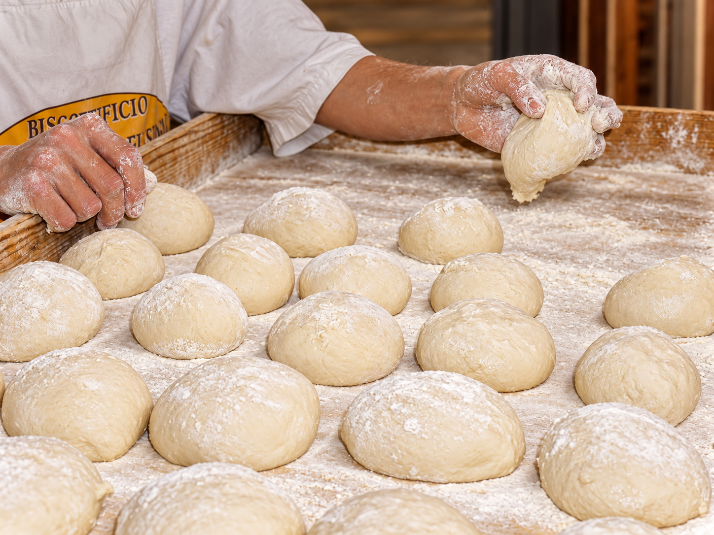 Preparazione dei panetti di impasto