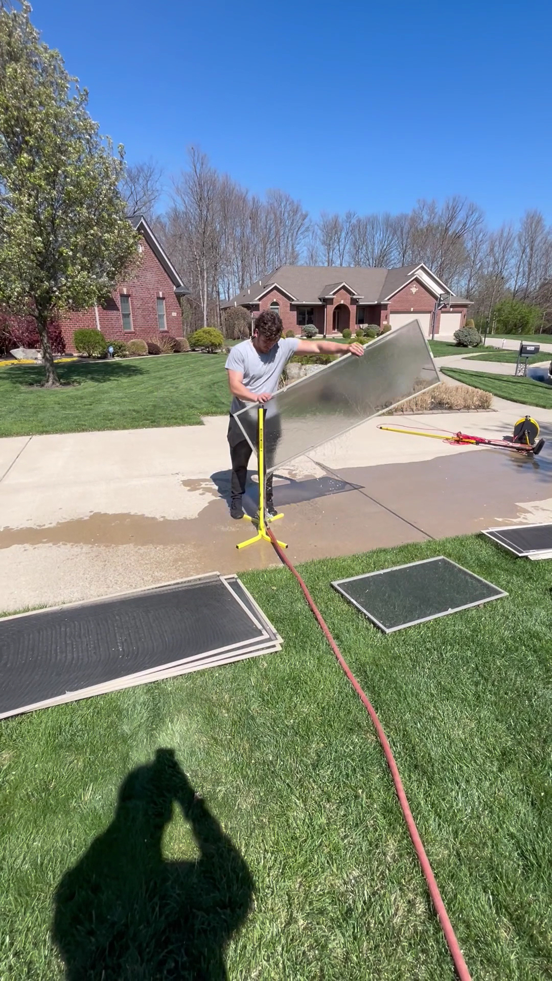 Crystal clear home windows cleaned by Whiteline Window Washing Dayton