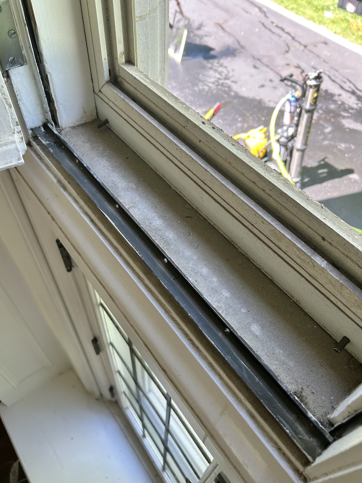 Crystal clear home windows cleaned by Whiteline Window Washing San Diego