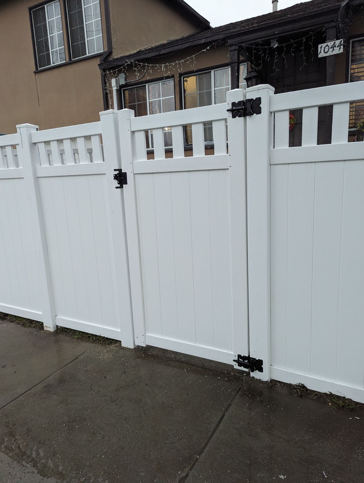 Vinyl Fence Installation