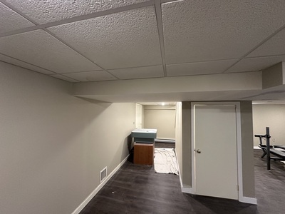 {{ custom_values.service_2 }} in {{custom_values.area_1})