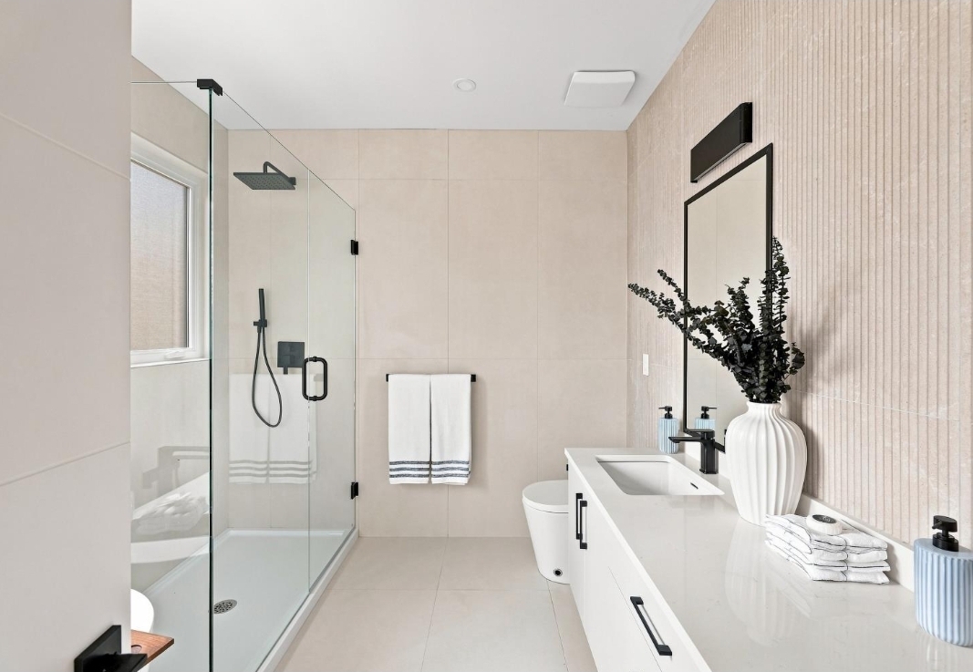 Duplex #2 at 11252 78 Avenue, Delta, photo 13, Anra Developments