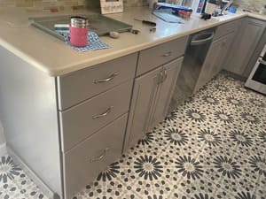 {{ custom_values.service_2 }} in {{custom_values.area_3})