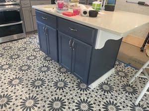 {{ custom_values.service_1 }} in {{custom_values.area_5})