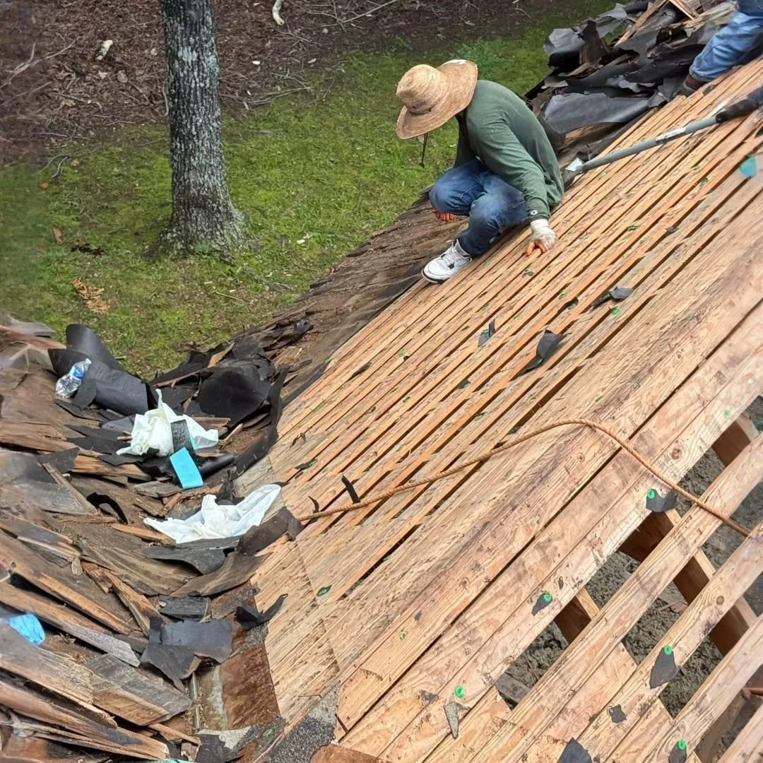 Emergency Roofing and Exterior Service in Moody Alabama