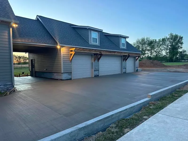 Concrete driveway completed by Blackburn Construction in Gallatin, TN