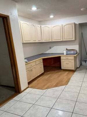 {{ custom_values.service_3 }} in {{custom_values.area_5})