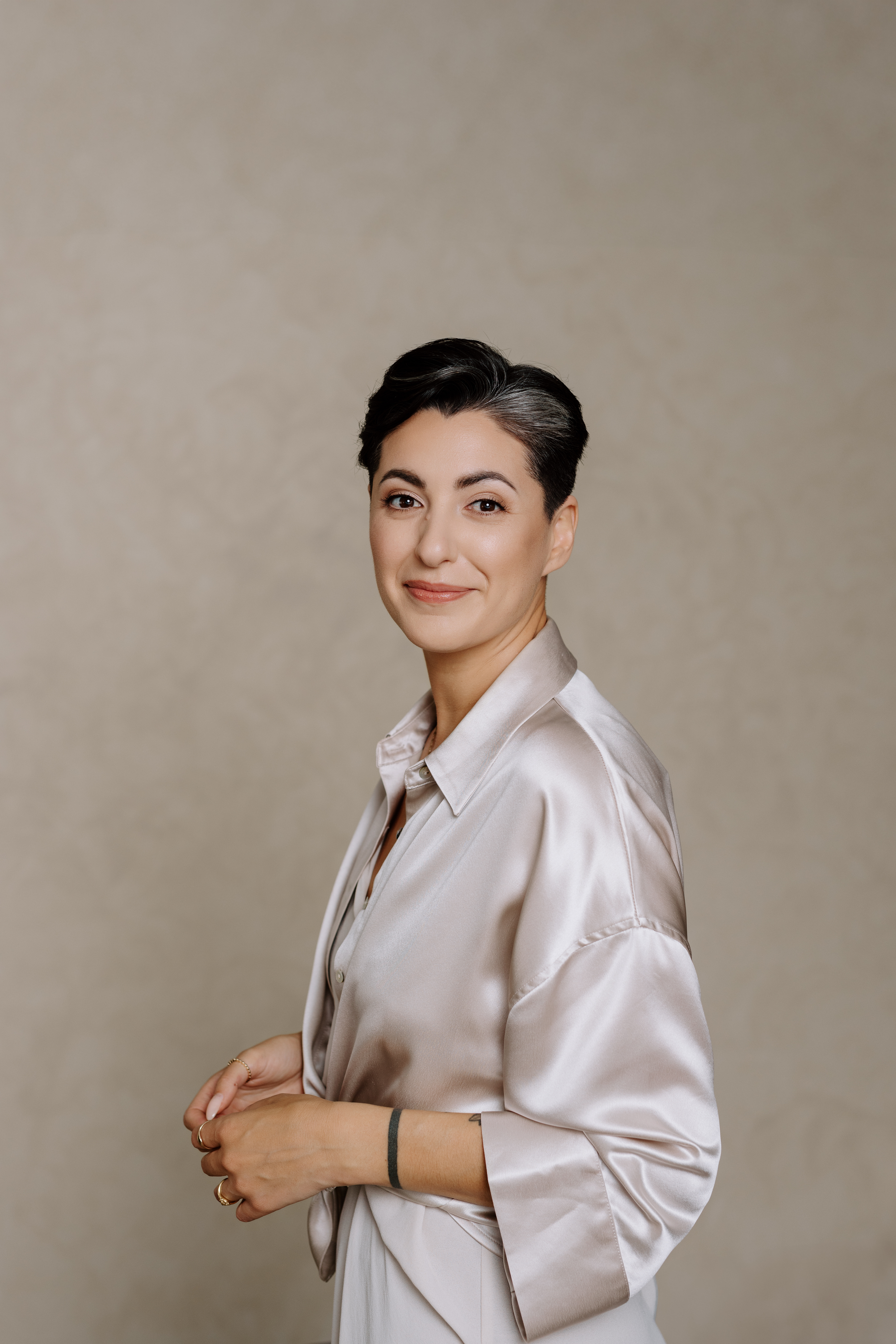 Courtney Haines - Personal Brand Specialst