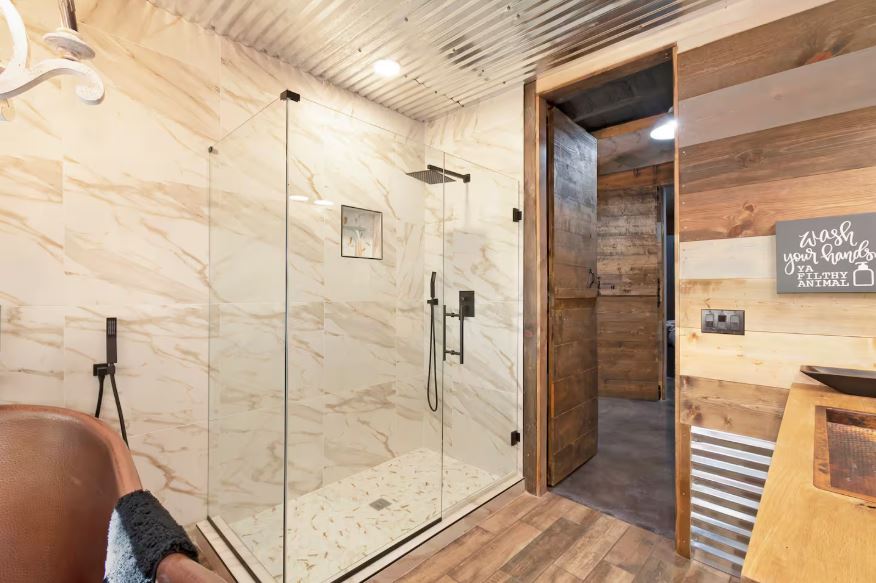 Well-appointed bathroom facilities