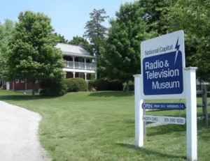 alt="Vintage radio equipment on display at the National Capital Radio & Television Museum, a unique historical attraction in Bowie, MD."