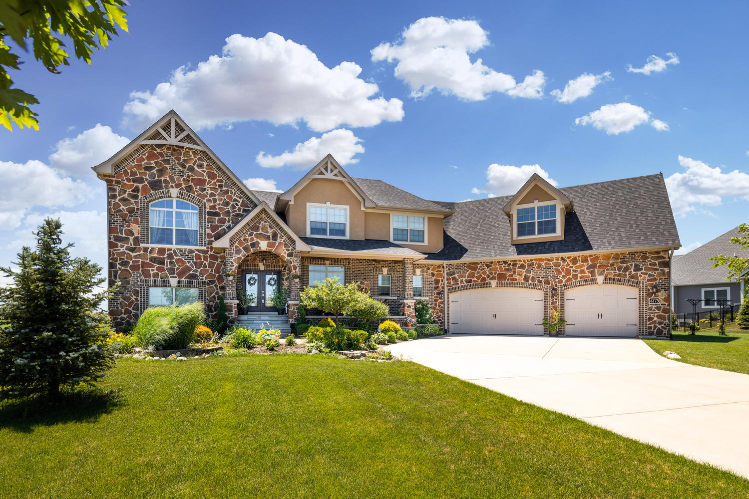 Home in Oswego IL