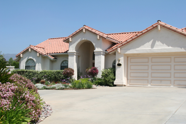 Stucco Painting: What Homeowners Should Know