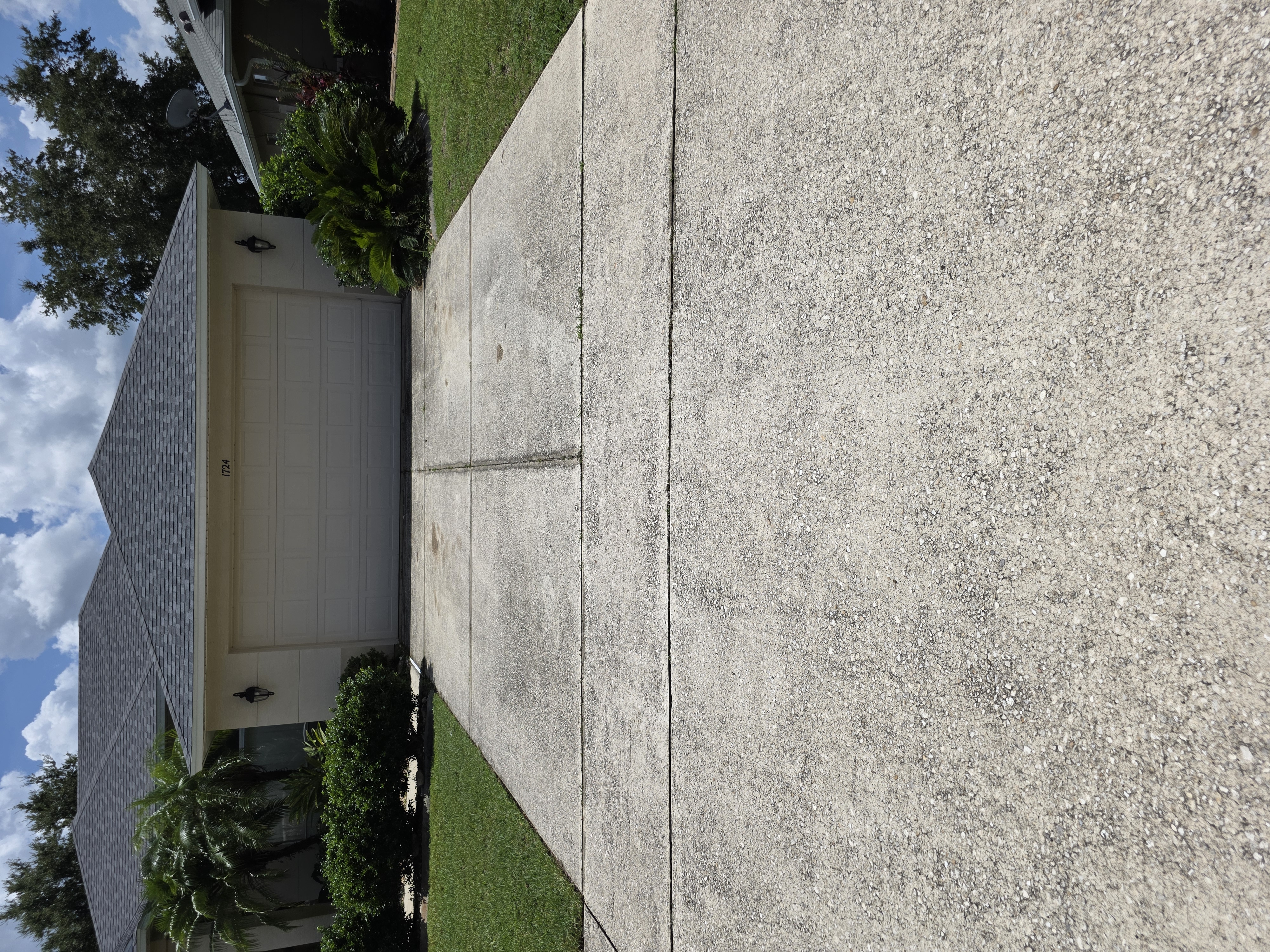 Deck Cleaning Volusia County Florida