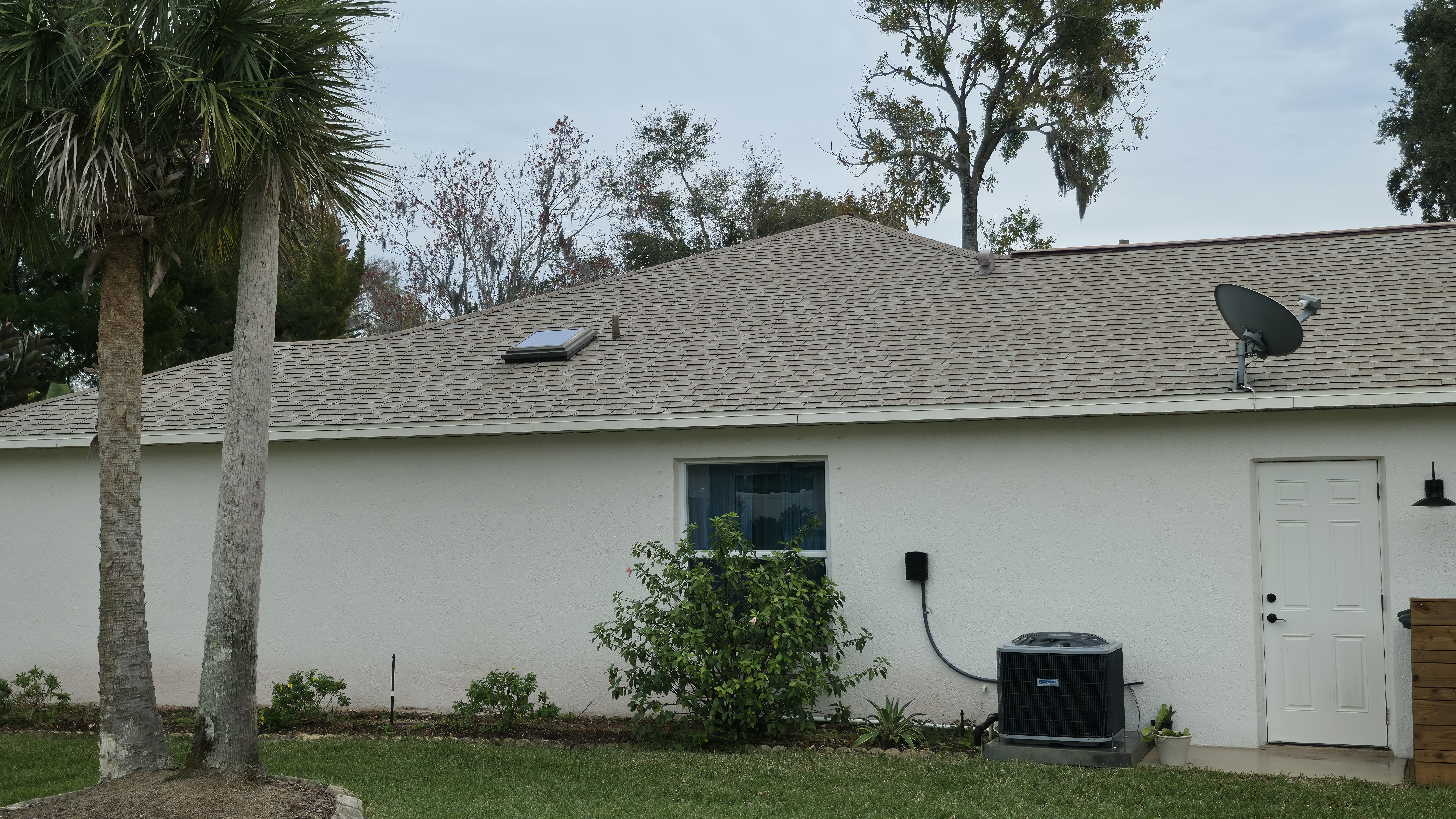 {{ custom_values.service_1 }} in {{custom_values.biz_area_1})