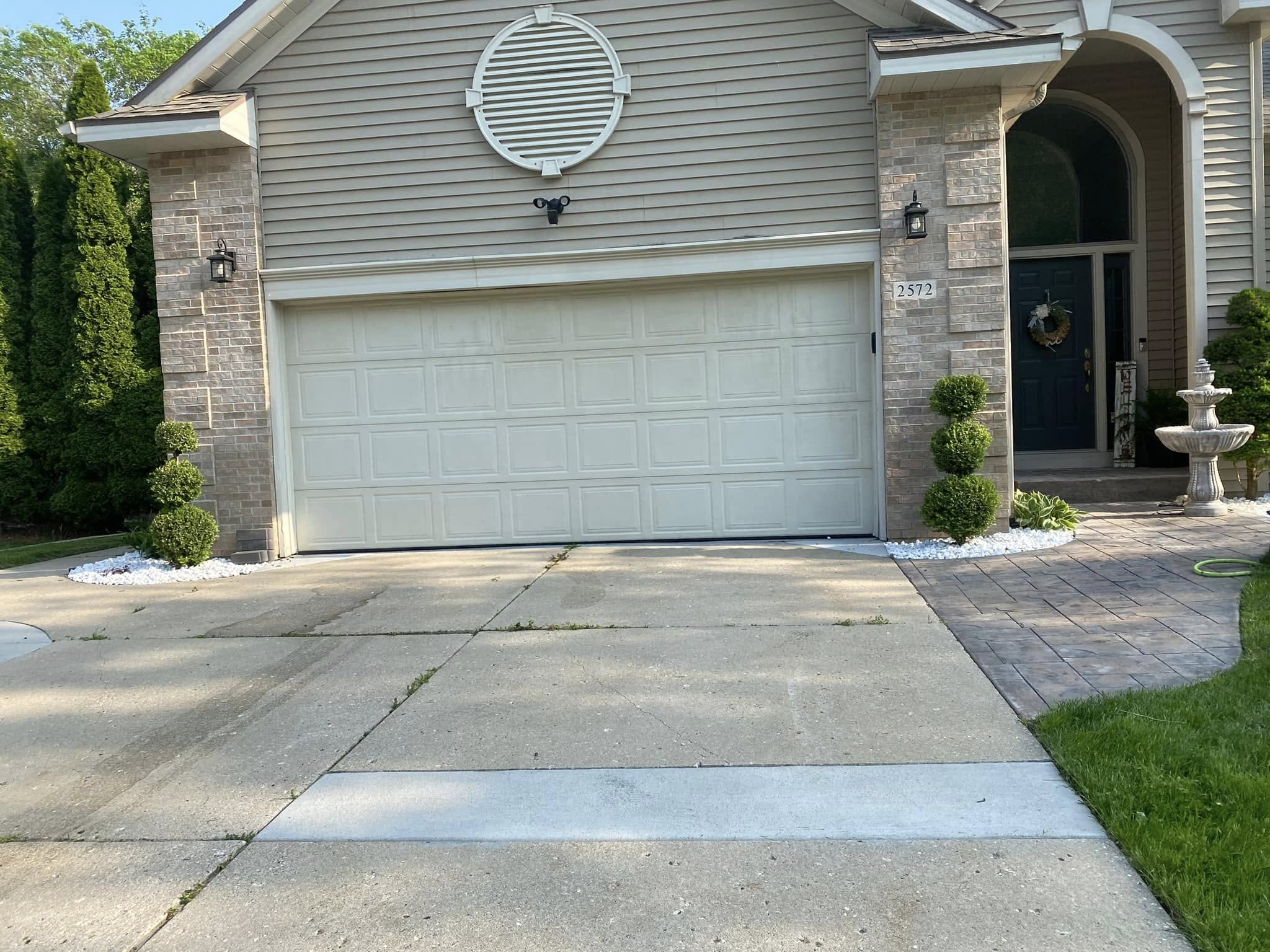 Power washing driveway service Six Lakes Michigan