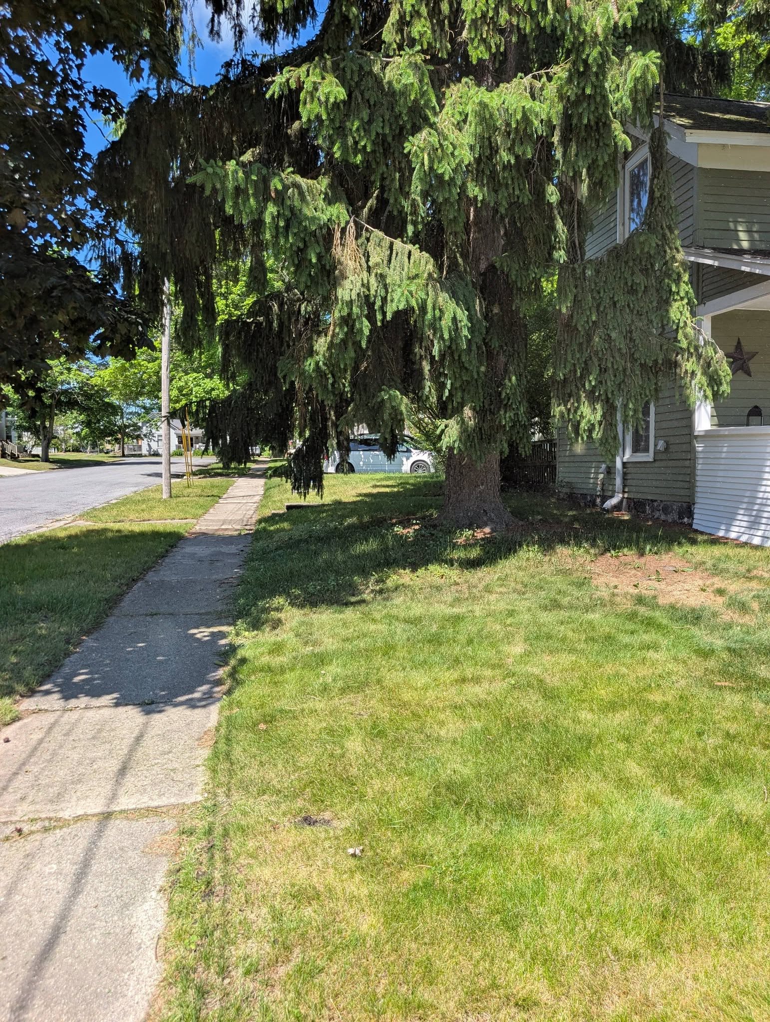 Property maintenance Six Lakes Michigan
