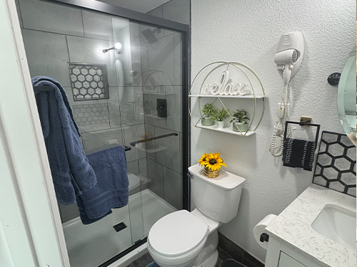  Drywall, Painting & Wall Repairs