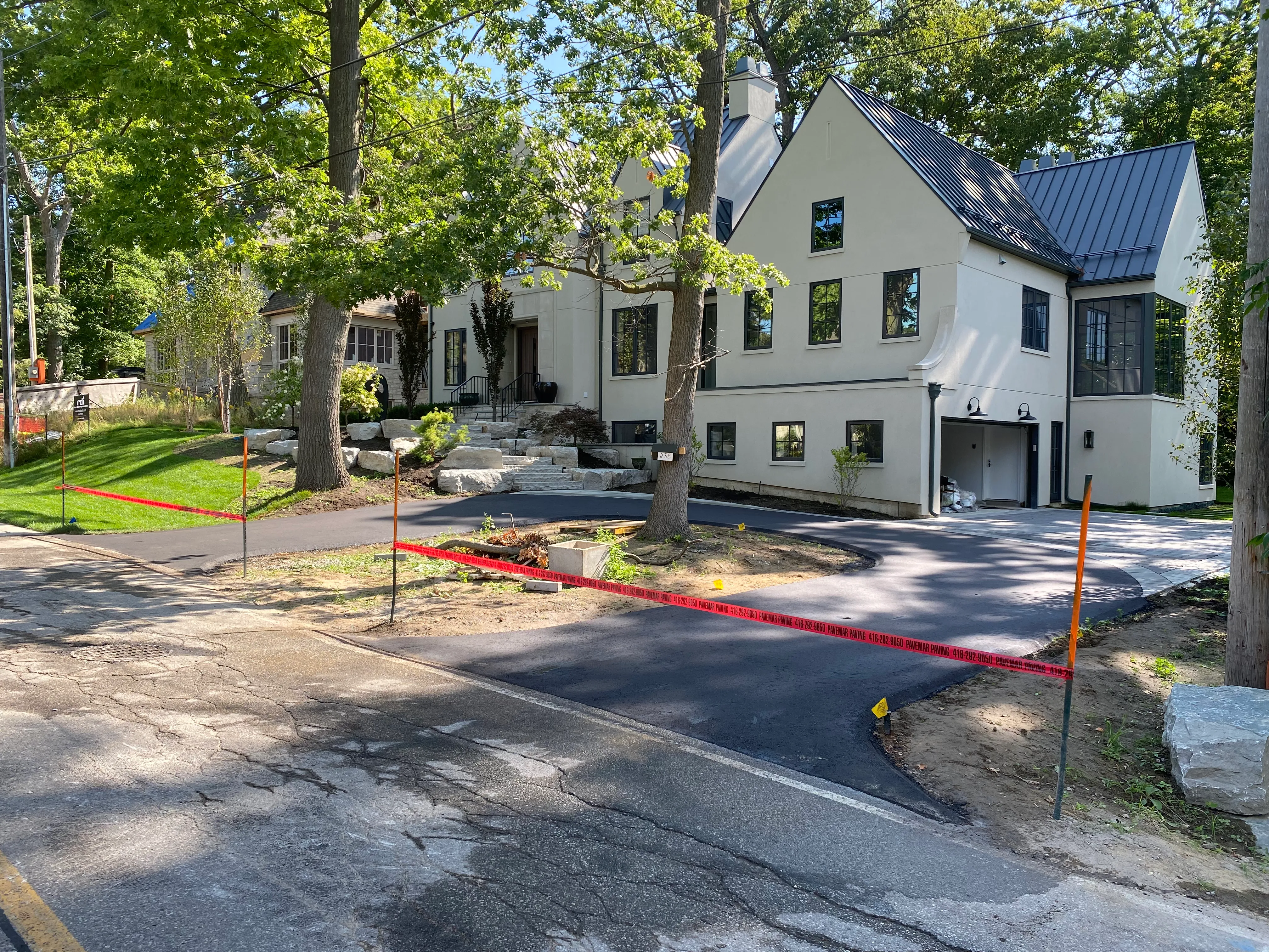 Luxury Driveway Paving in Mississauga | Pavemar Paving