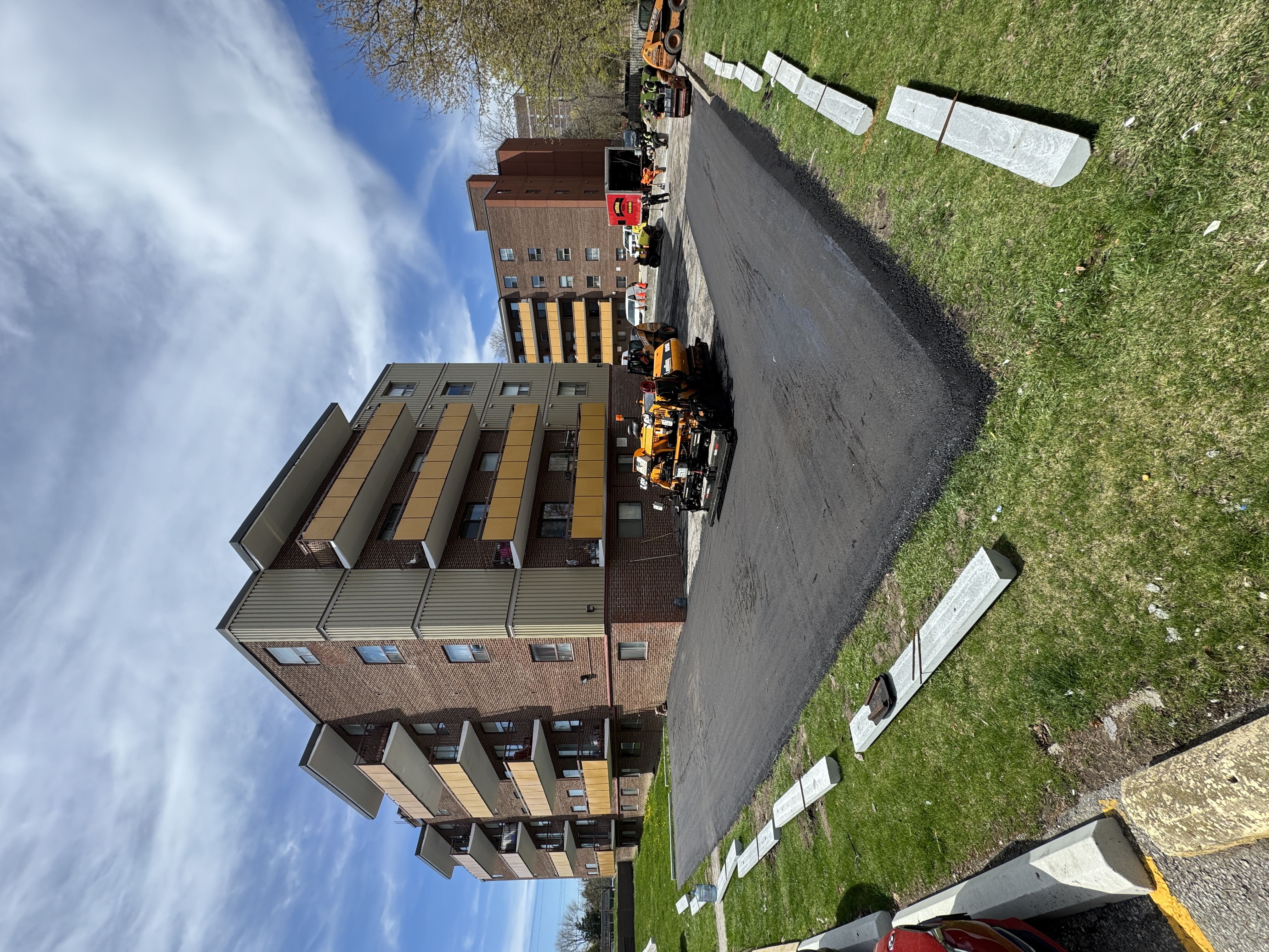 Grind and Pave Asphalt Overlay at Apartment Parking Lot | Pavemar Paving
