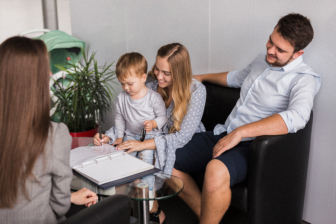 Advisor with a family