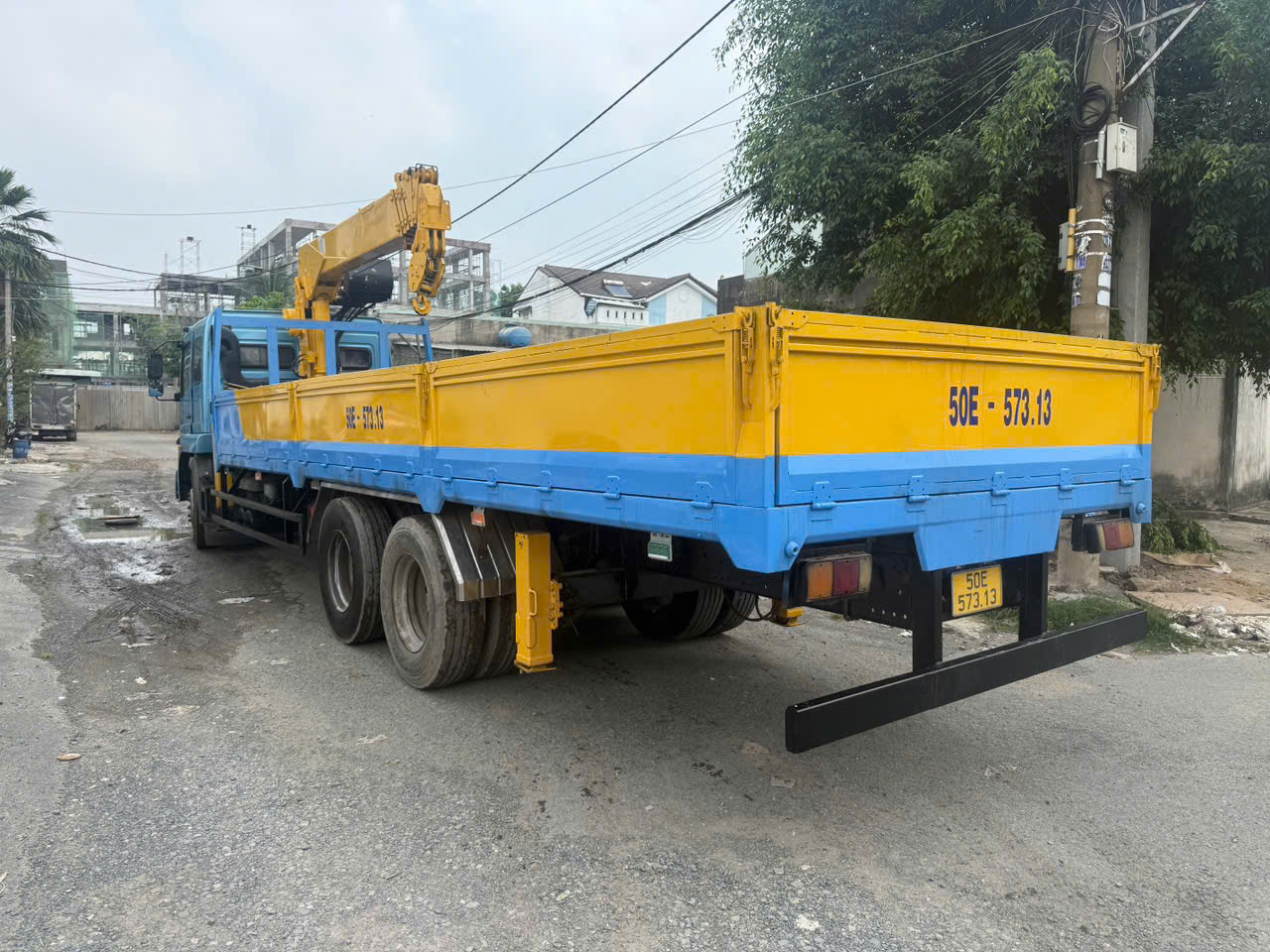 Xe tải cẩu hàng Lê Chung - thế mạnh vận chuyển hàng nặng cồng kềnh Xe tải cẩu hàng Lê Chung - thế mạnh vận chuyển hàng nặng cồng kềnh