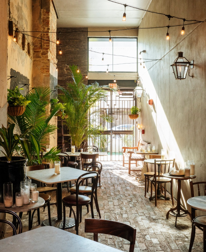 Seaworthy Oysters & Cocktails oyster spot in New Orleans