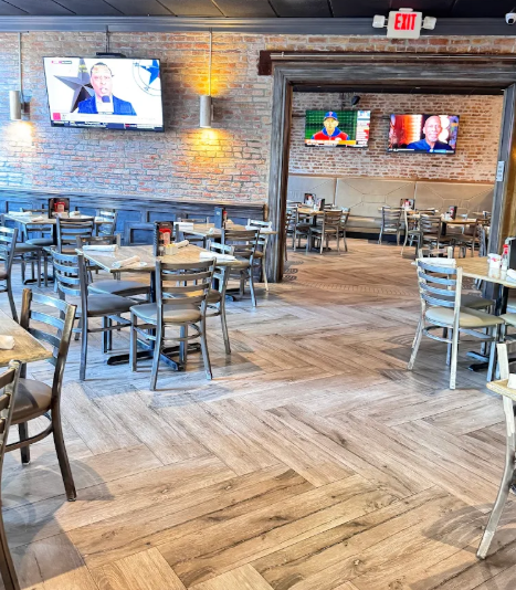 Coterie Restaurant & Oyster Bar oyster spot in New Orleans