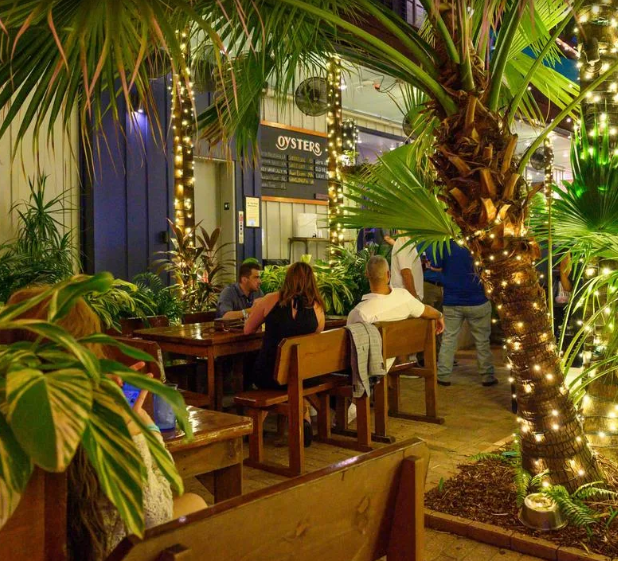 SIDECAR Patio & Oyster Bar oyster spot in New Orleans