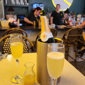 Crack'd Brunch brunch spot in New Orleans