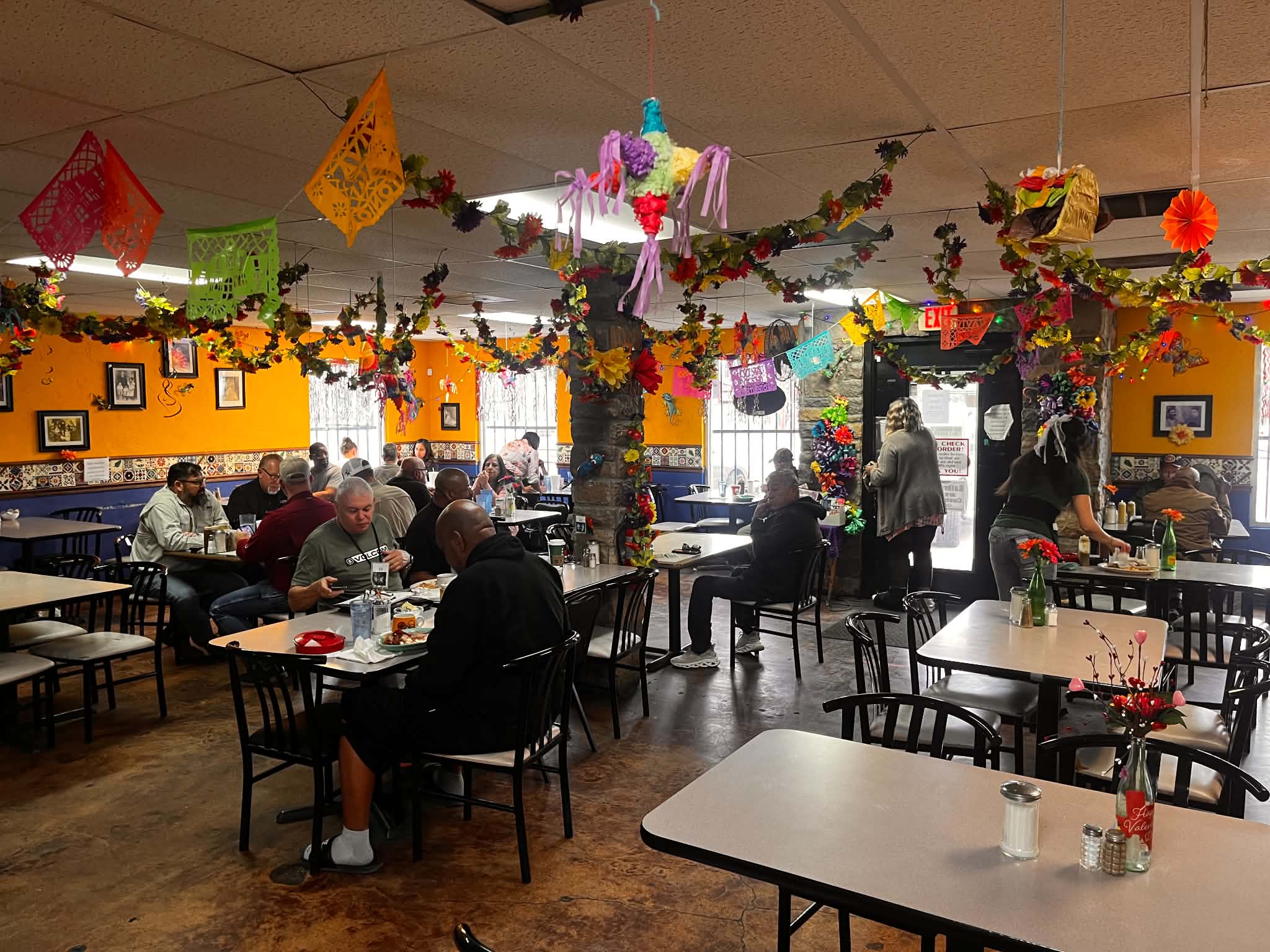 Angel's Mexican Haven Dining Room