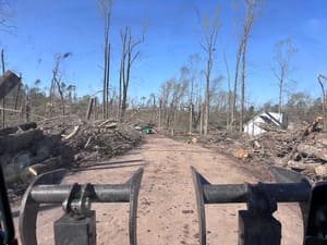 {{ custom_values.service_3 }} in {{custom_values.area_3})