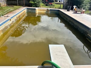 {{ custom_values.service_3 }} in {{custom_values.area_2})