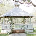 12 Oaks Hill Country Venue gazebo