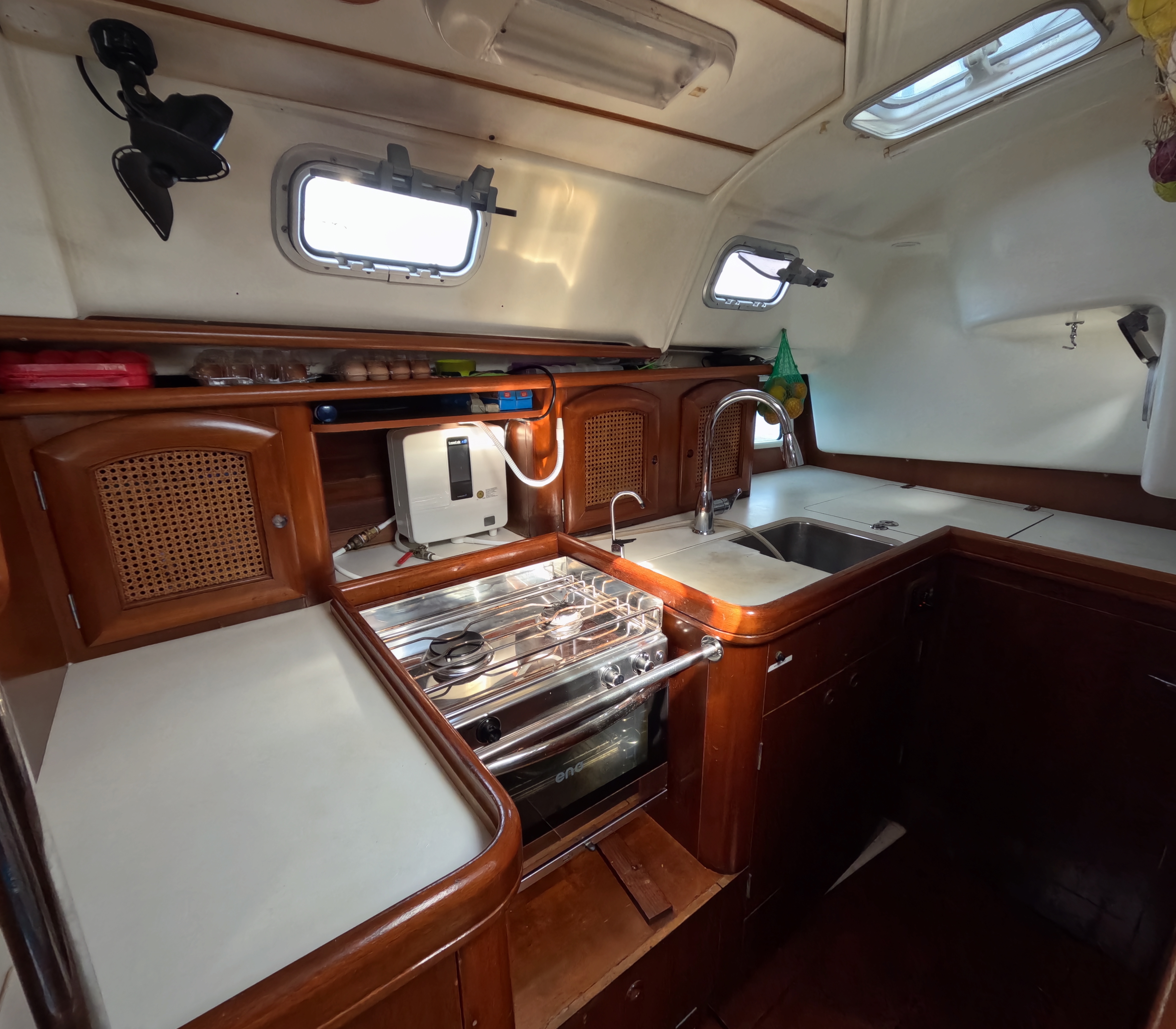 Kitchen and cooking space onboard