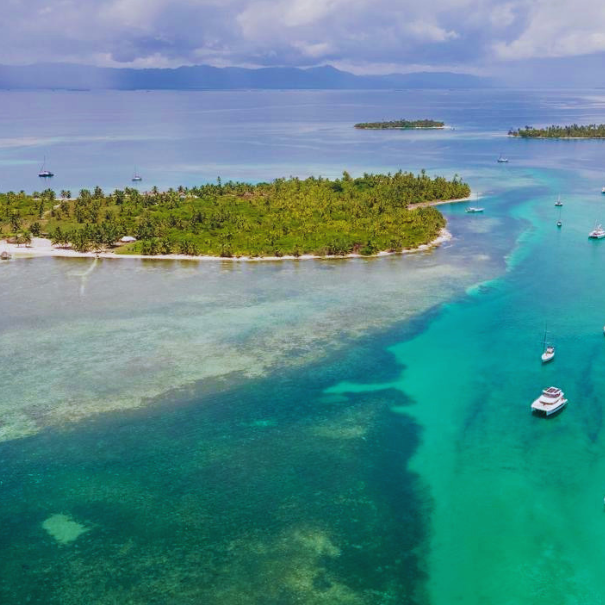 Sailing through Guna Yala, Panama