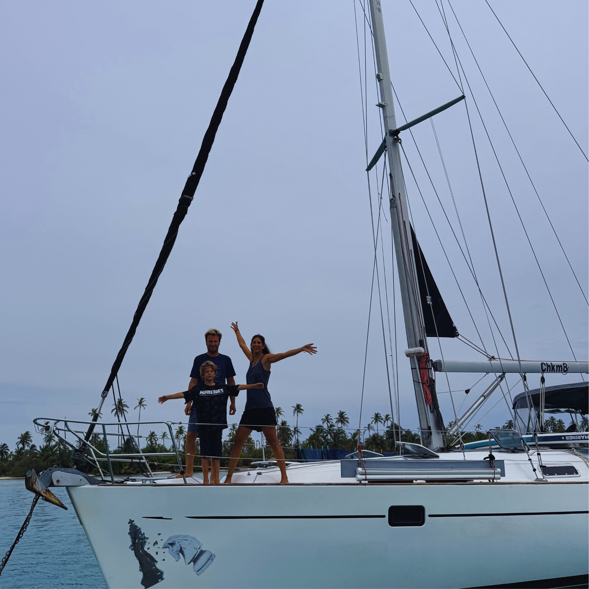 A sailboat at dawn in Guna Yala