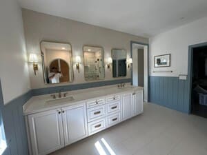 {{ custom_values.service_4 }} in {{custom_values.area_7})