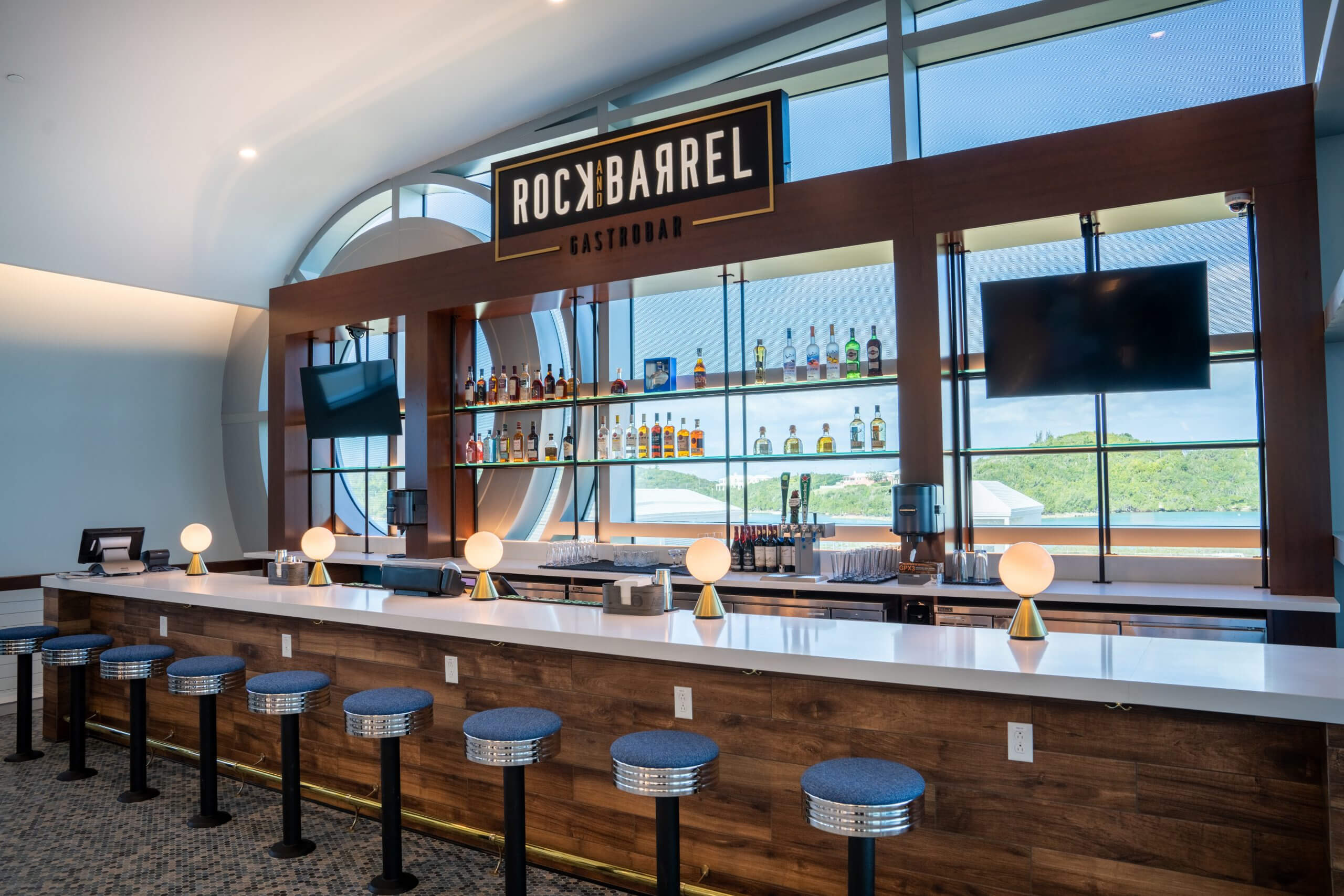Rock & Barrel Gastrobar | LF Wade International Airport