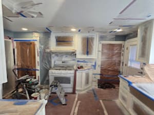 {{ custom_values.service_4 }} in {{custom_values.area_4})