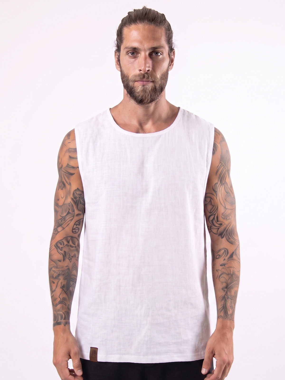 Camiseta blanca corazón cuero 2 - The Origin Ibiza