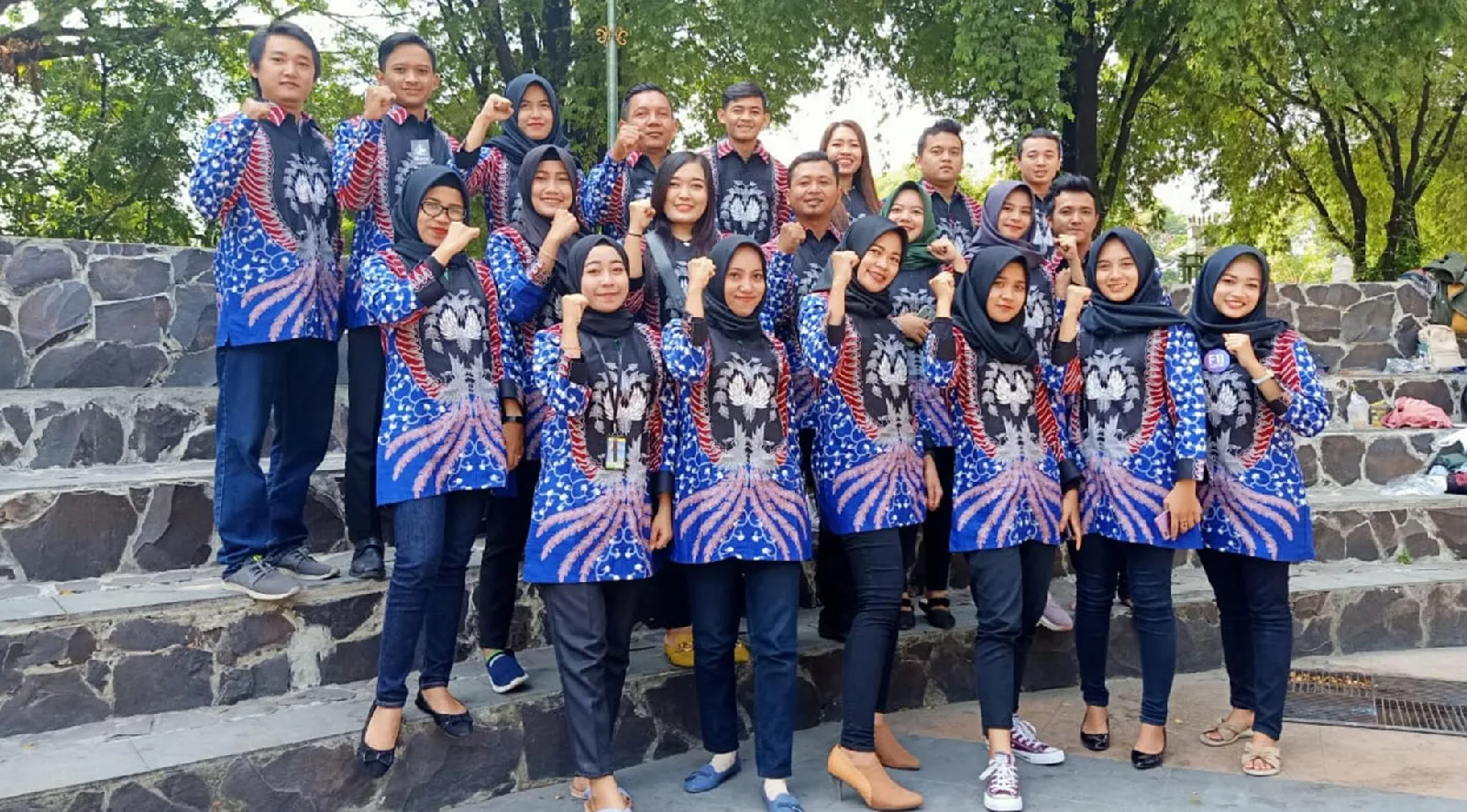 Portofolio 1 - Seragam Batik