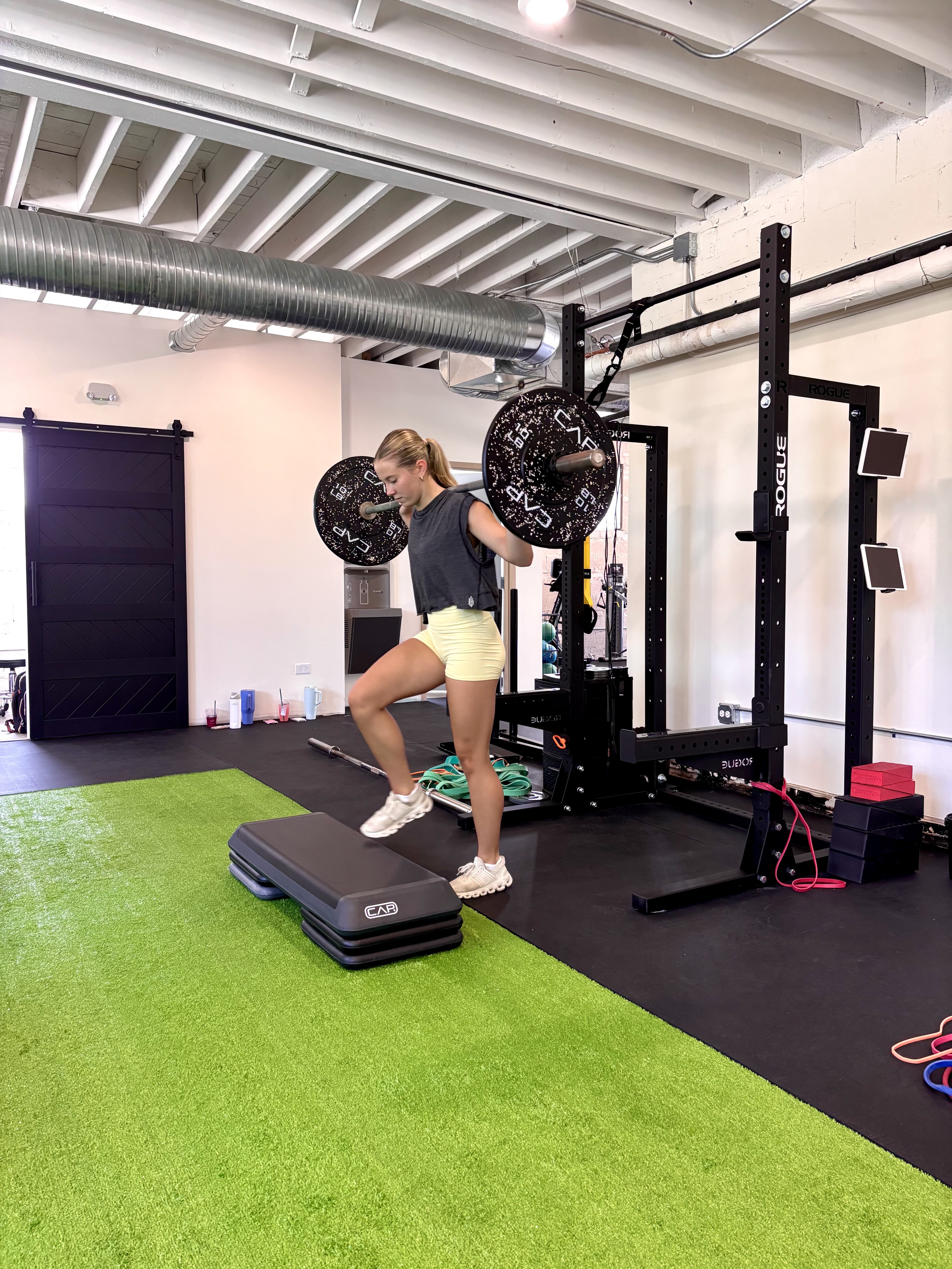 Champion Strong athletes training, photo 4