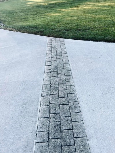 {{ custom_values.service_4 }} in {{custom_values.area_3})