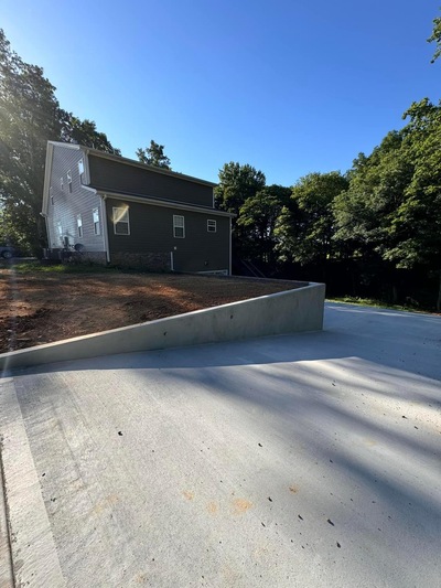 {{ custom_values.service_3 }} in {{custom_values.area_3})