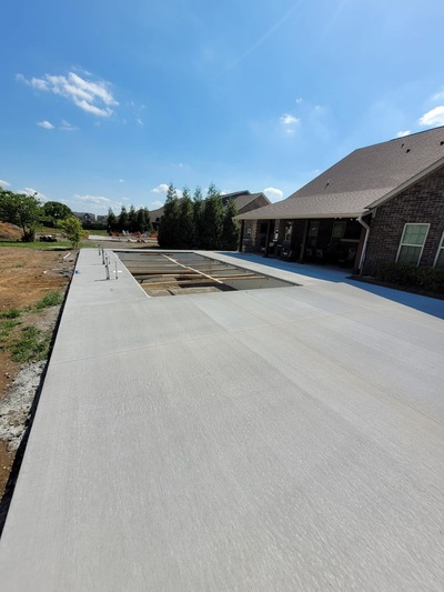 {{ custom_values.service_4 }} in {{custom_values.area_3})