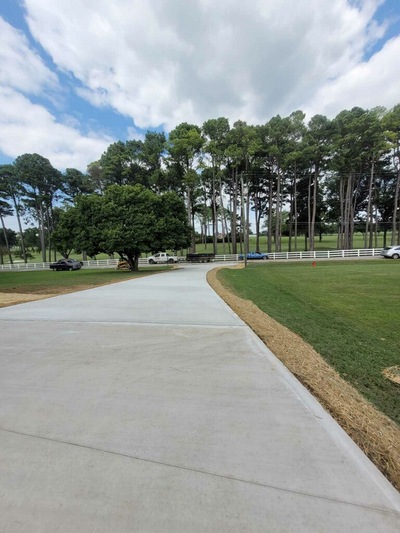 {{ custom_values.service_1 }} in {{custom_values.area_3})