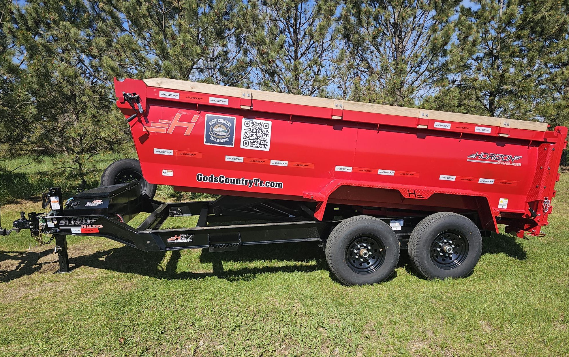 Heavy-Duty-Dump-Trailer-Rental
