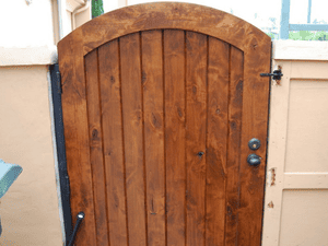 Gate Building in LA County