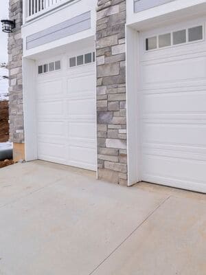 {{ custom_values.service_4 }} in {{custom_values.area_2})