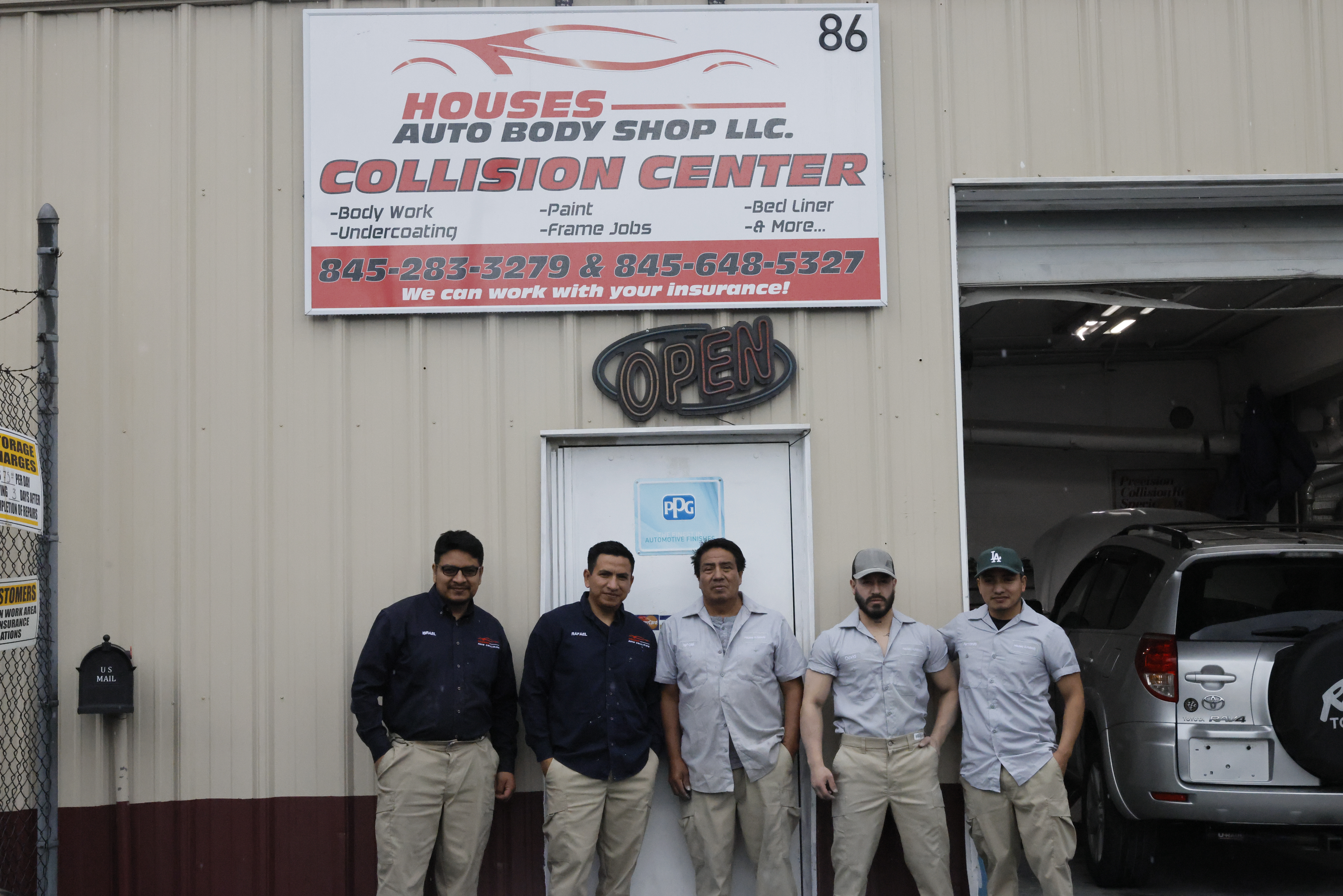 Houses Autobody Shop